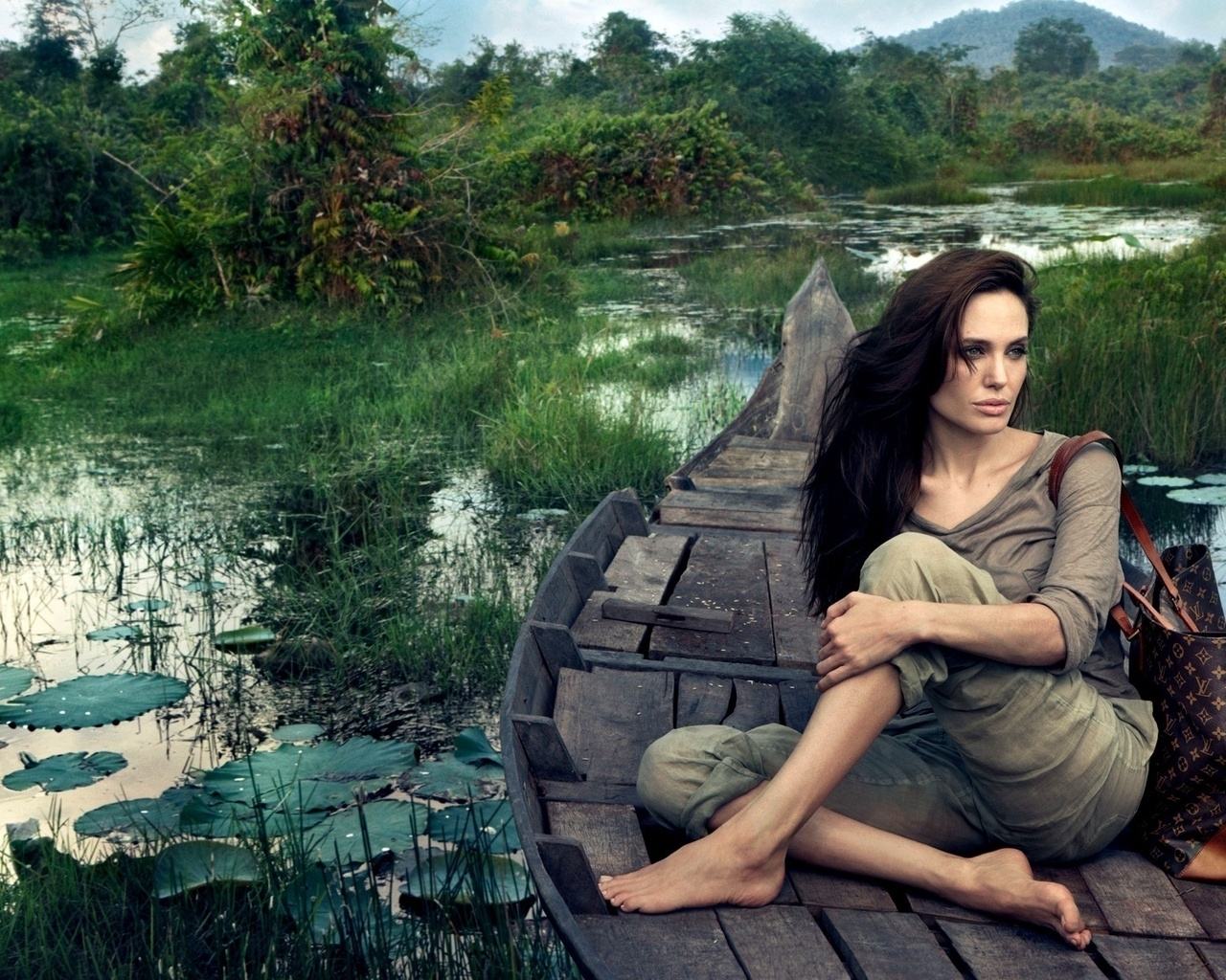 Angelina Jolie For LV